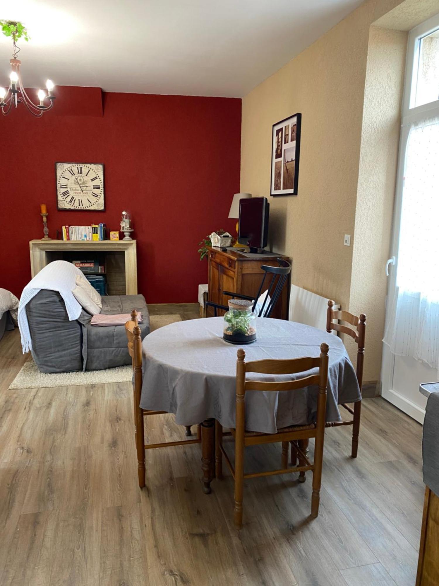 Studio Logis Les Roses Bourbon l'Archambault Bagian luar foto